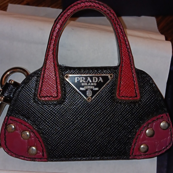 AUTHENTIC  PRADA  PURSE HANDBAG KEY FOB BAG CHARM NIB - Picture 5 of 6